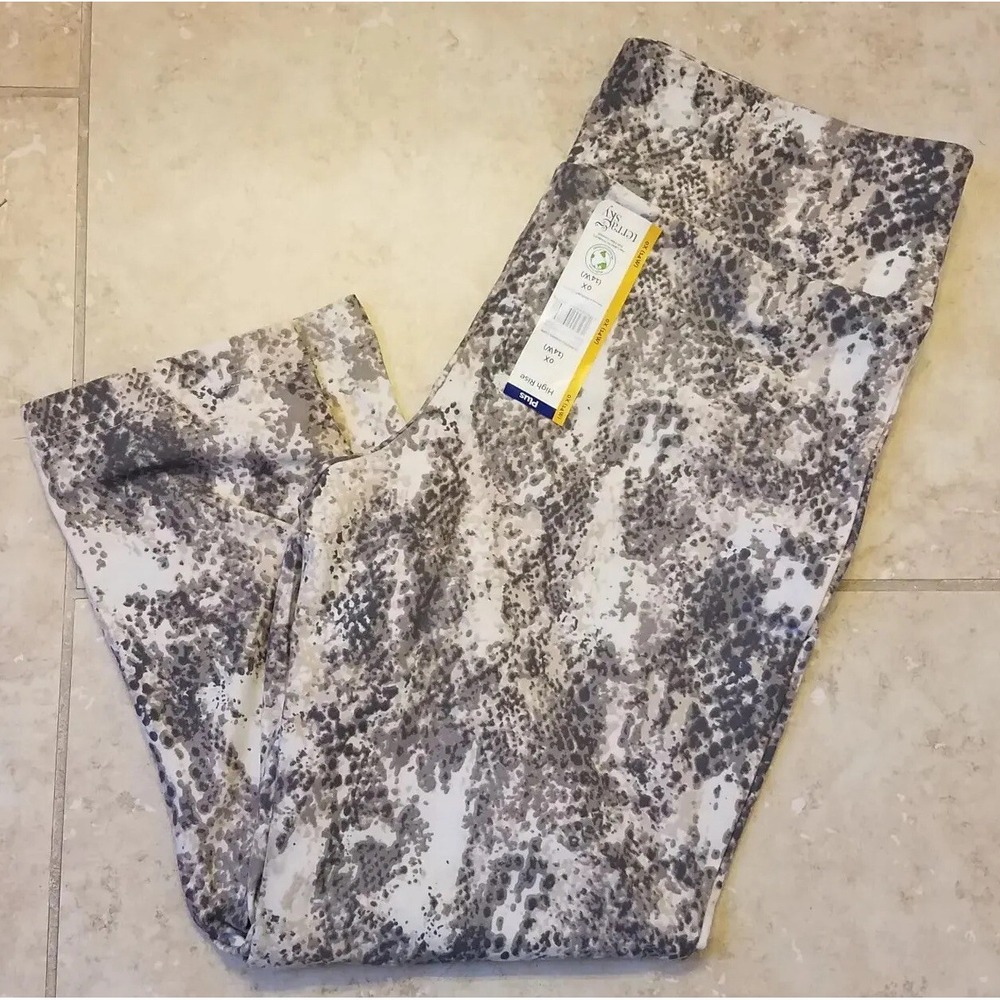 Terra & Sky Women Soft High Rise Printed‎ Capri Leggings sz 0x (14W) NEW